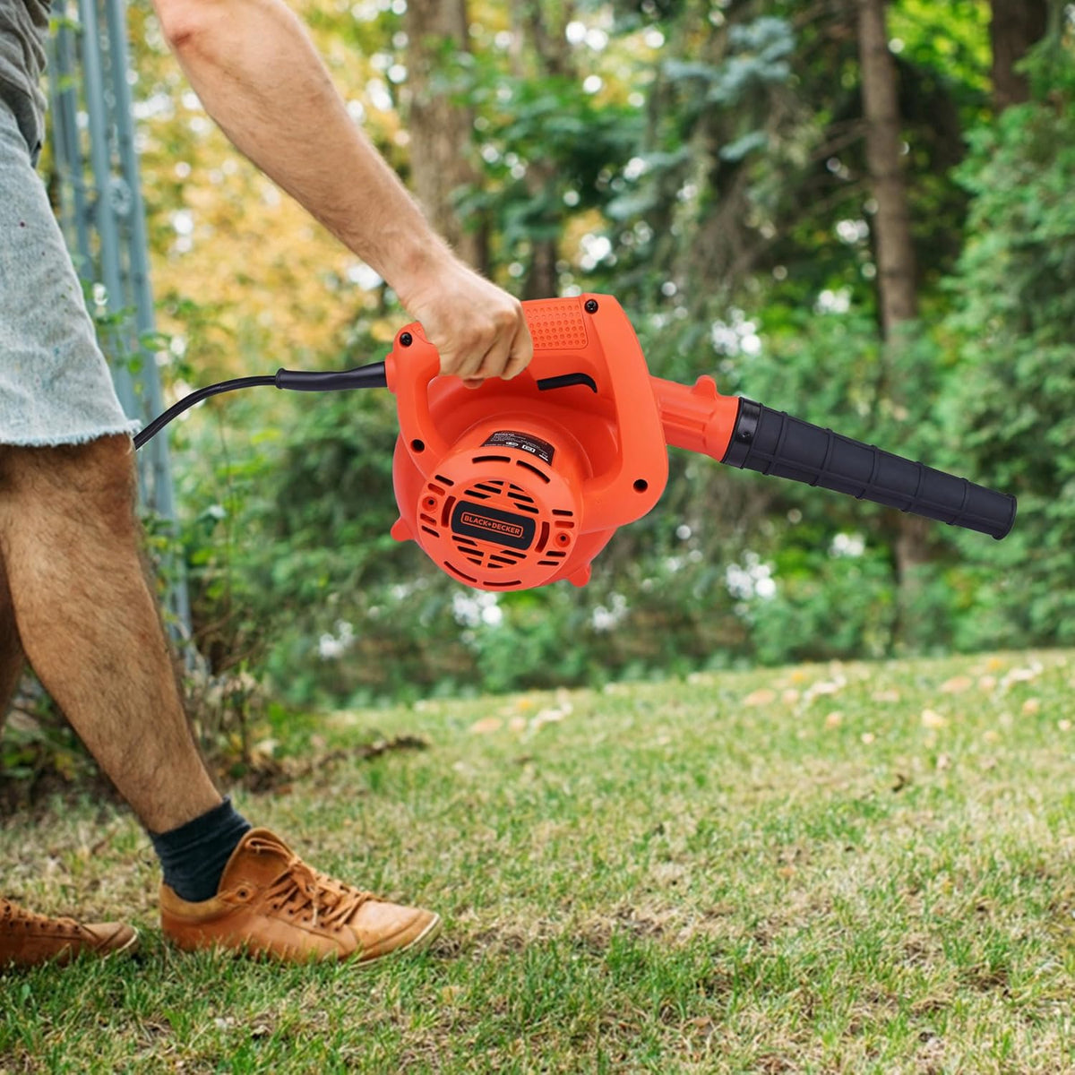 Black & Decker vacuum and blower